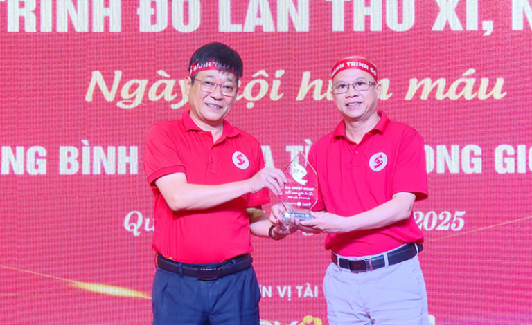 Hành trình Đỏ (19)