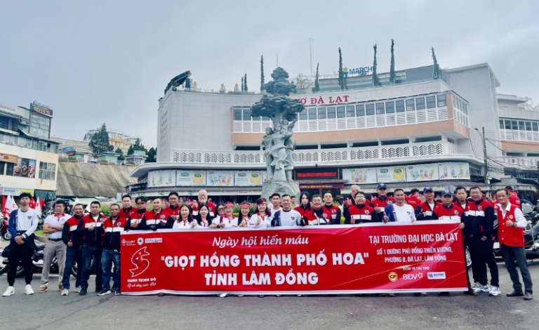 Hành trình Đỏ (9)