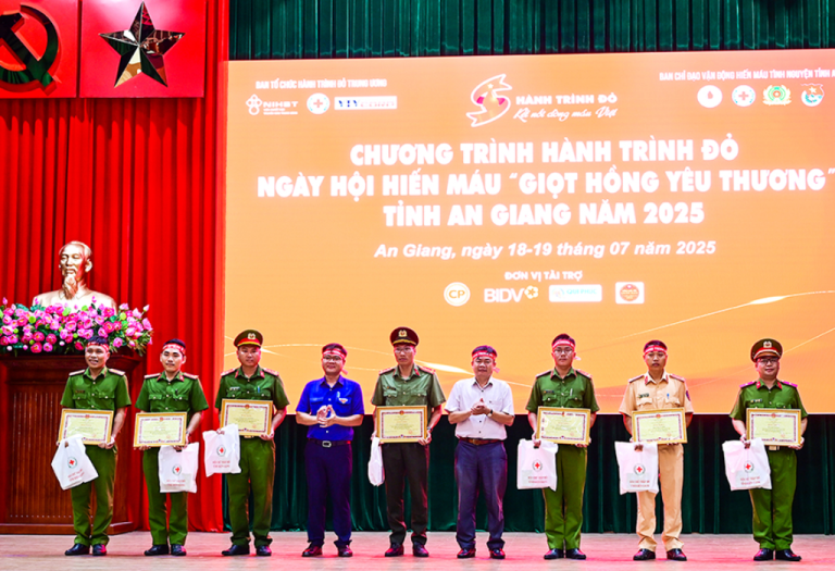 Hành trình đỏ Kiên Giang